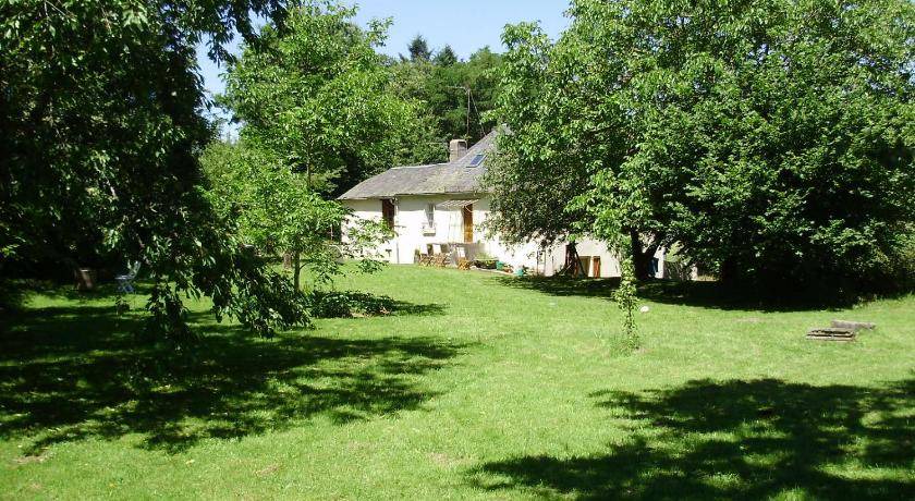 Pleaux Apartment | 45 m² Apartment ∙ 2 bedrooms ∙ 4 guests