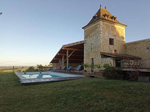 Castelnau-dArbieu Bed & Breakfast | 45 m² Bed and breakfast ∙ 2 guests