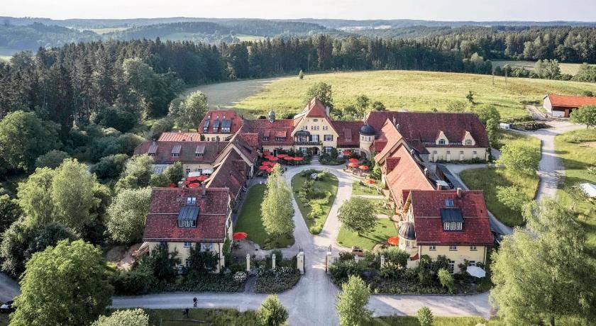 Ebersberg District Hotel | 45 m² Hotel ∙ 4 guests