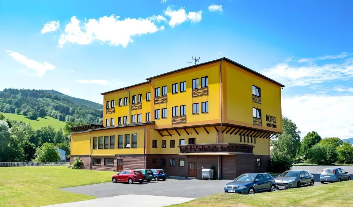 Ceska Ves Hotel | 45 m² Hotel ∙ 5 guests