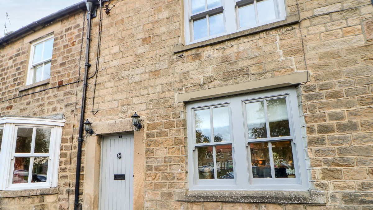 Staindrop Cottage | 45 SOUTH GREEN, pet friendly, with open fire in Staindrop