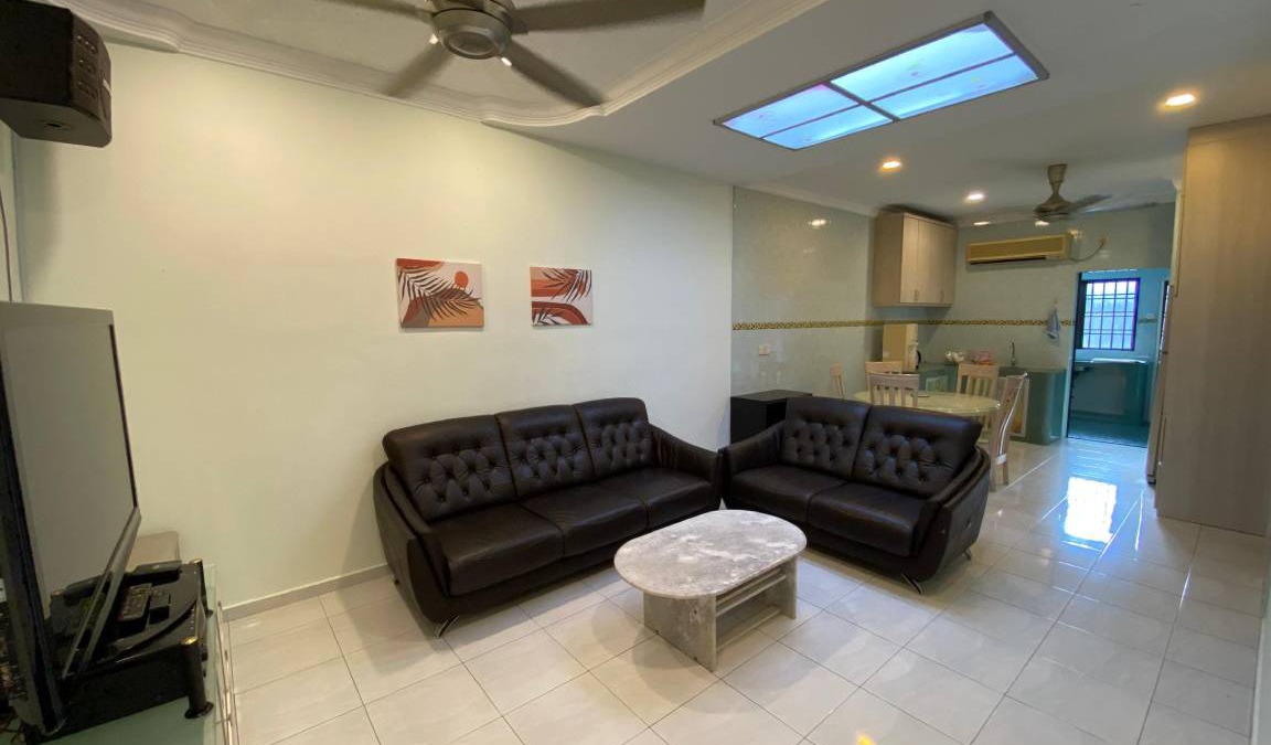 Mersing House | 450 m² Bungalow ∙ 3 bedrooms ∙ 8 guests