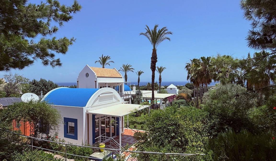 Asgourou House | 450 m² House ∙ 5 bedrooms ∙ 14 guests
