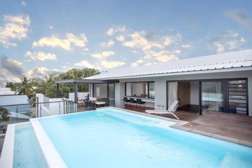Grande Riviere Noire Apartment | 450 m² Apartment ∙ 4 bedrooms ∙ 8 guests