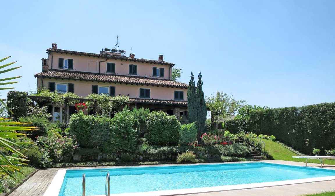 Zenevredo Villa | 450 m² Villa ∙ 5 bedrooms ∙ 10 guests