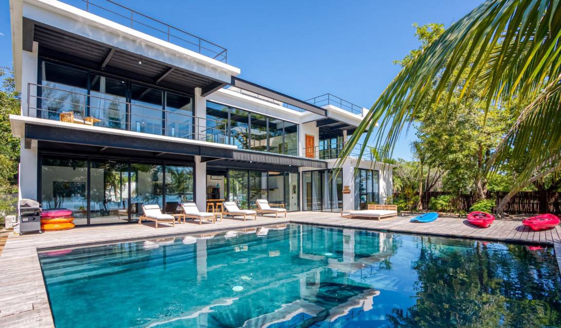 Cocoplum Villa | 465 m² Villa ∙ 4 bedrooms ∙ 10 guests