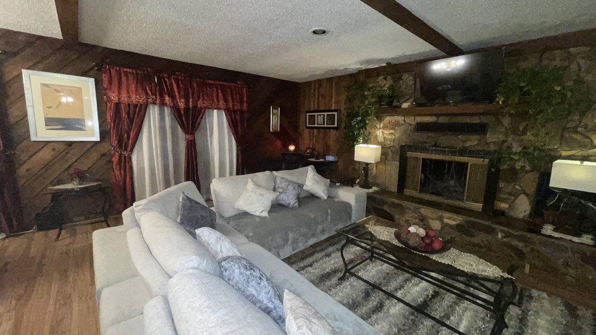 Marianna House | 4652- Cheerful 3 Bedroom luxury home the caverns state Park