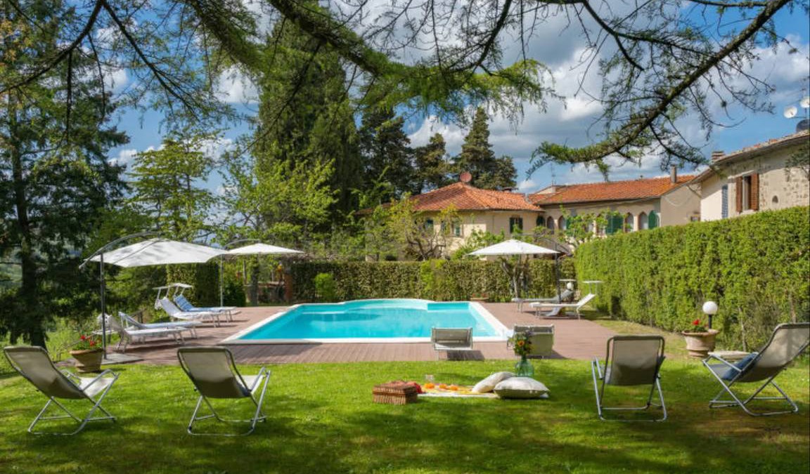 Torsoli House | 470 m² House ∙ 10 bedrooms ∙ 20 guests