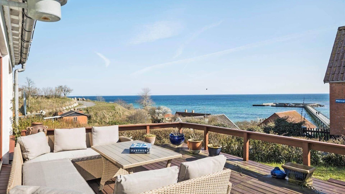 Arnager House | 4786 Rønne - Brobakken 1