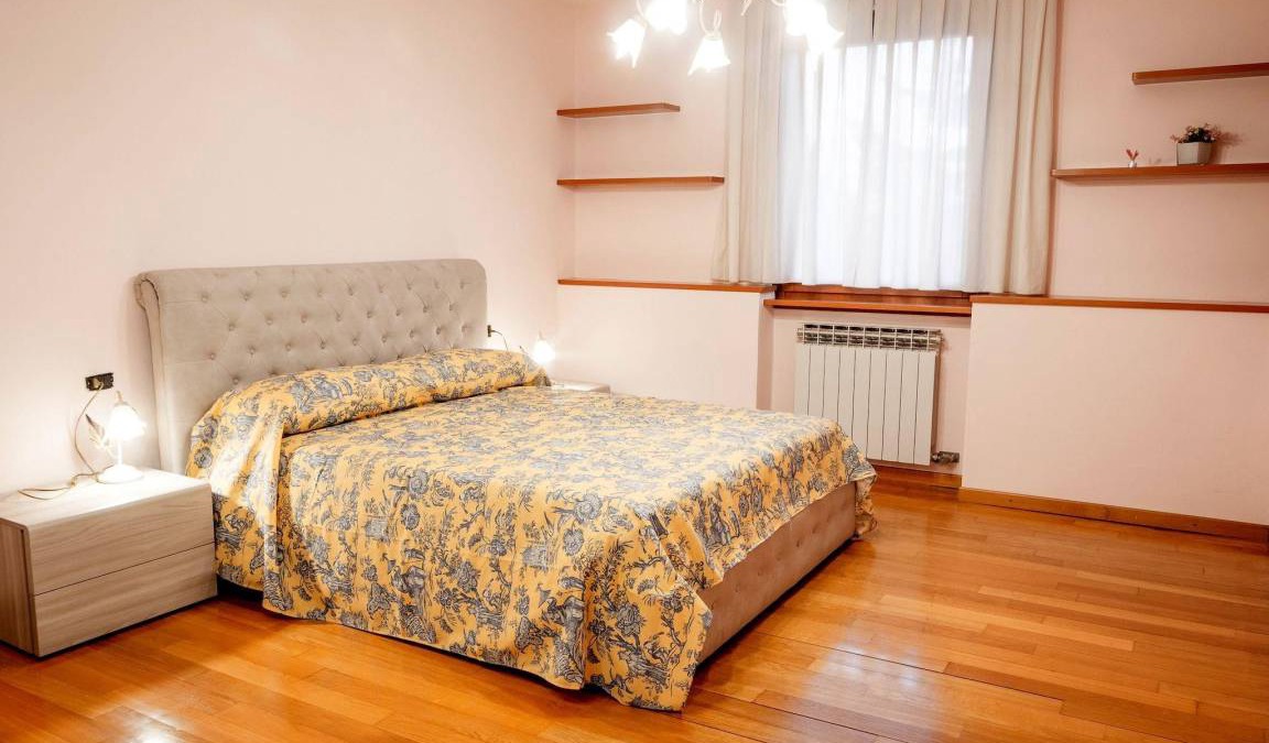 Artogne House | 480 m² House ∙ 6 bedrooms ∙ 12 guests