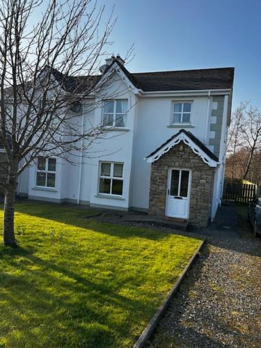 Leinster House | 49 Dunalinn Culdaff