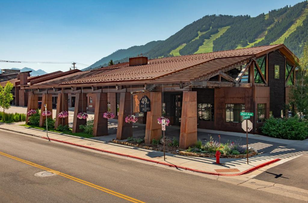 Jackson Hotel | 49'er Inn & Suites