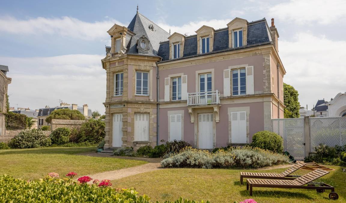 Saint-Regnobert-de-la-Cote-de-Nacre Apartment | 49 m² Apartment ∙ 2 bedrooms ∙ 4 guests