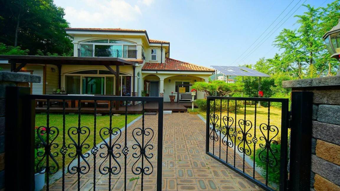 Kaeksa House | 496 m² Motel ∙ 2 bedrooms ∙ 12 guests