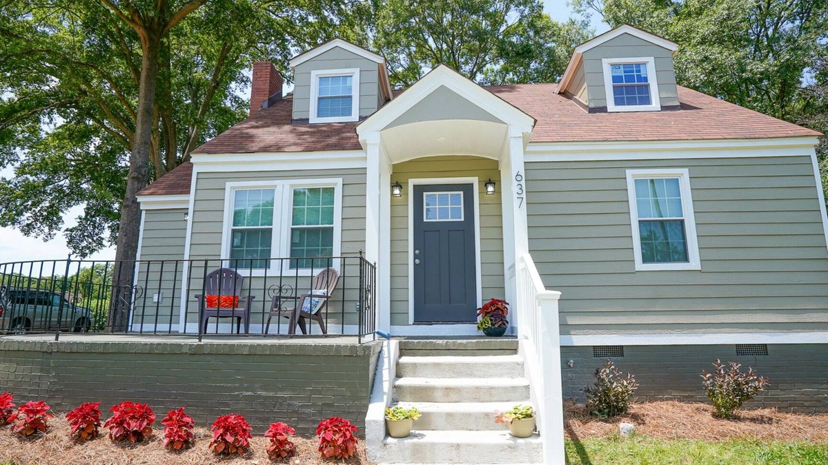 Rock Hill Other | 4bd/3bth Combined Cape Cod & Cottage | 5 Min to RH
