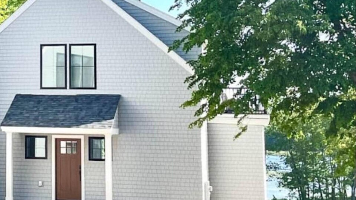 Southern Coast House | 4BD 4.5BA Pet-Friendly Riverfront Home