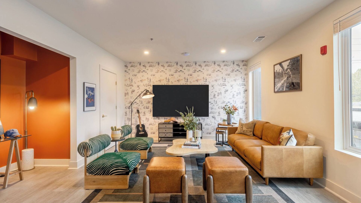 Five Points House | 4BDR Suite w/Private Rooftop Patio | 5mins to DT!