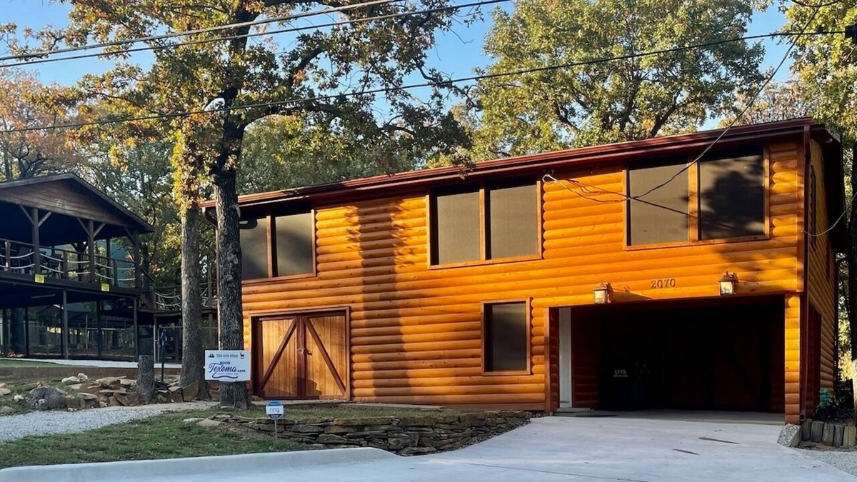 Gordonville House | 4Bdrm Cabin Firepit Walk to Beach Pets Ok Texoma