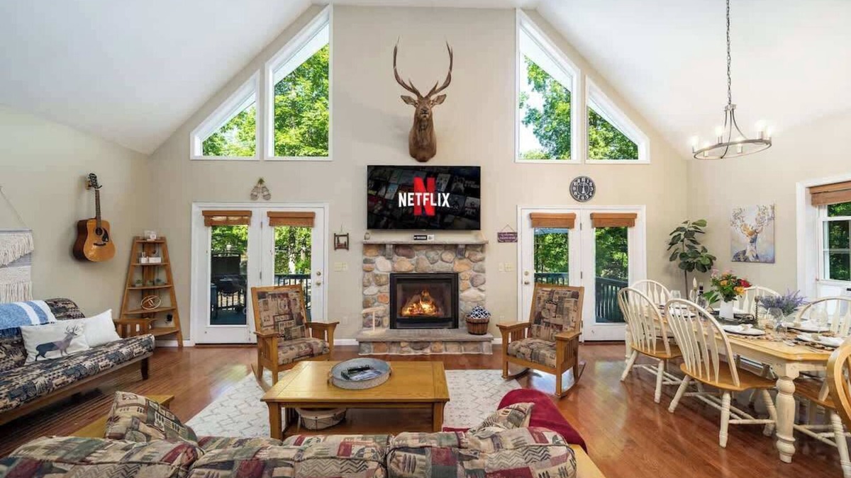 Rowland Ski Chalet | 4BDRM * Games * Family Frndly* Fire Pit * Masthope