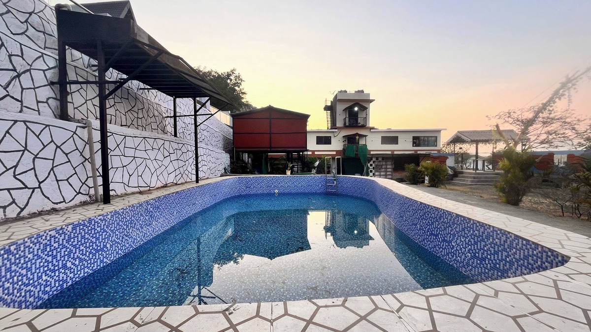 Kadadhe Villa | 4BHK Casa Atlas Villa by Staymist