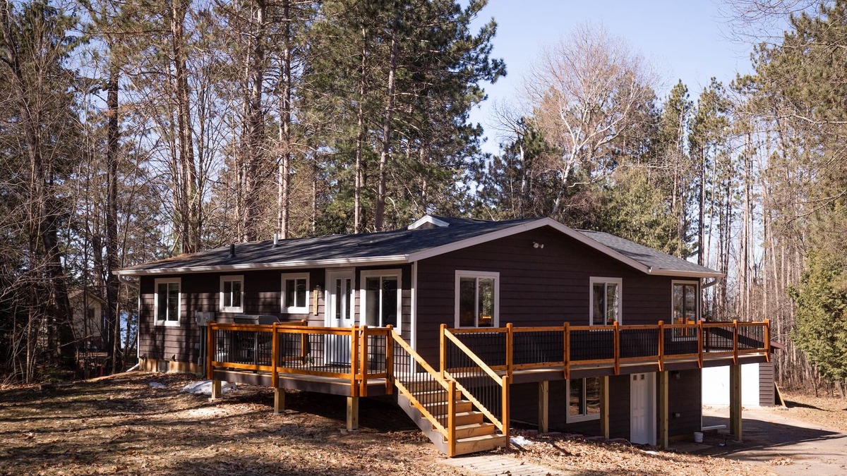 Hayward Cabin | 4Br 2Ba Newly Renovated Cabin on Chippewa Flowage with New Dock!
