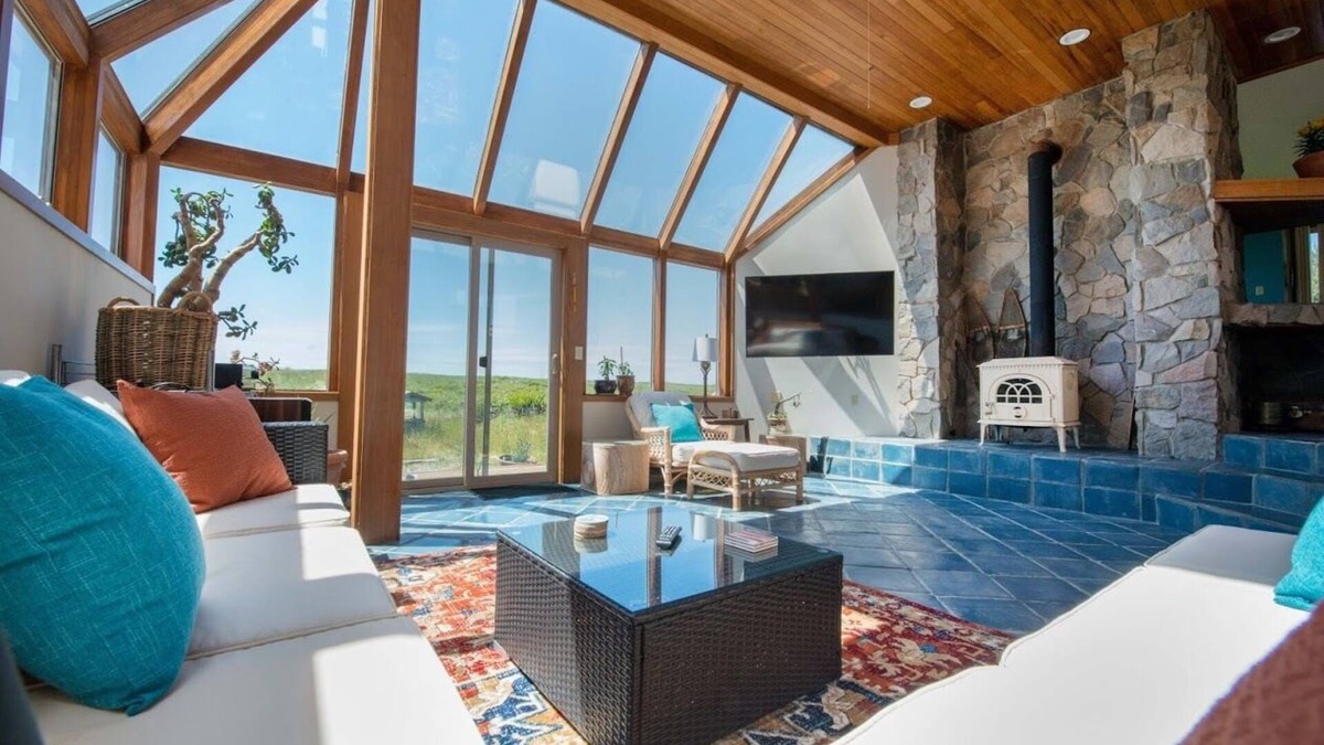 Warrenton House | 4BR/3Bath Ocean Front, Game room, HOT TUB, Perfect for families