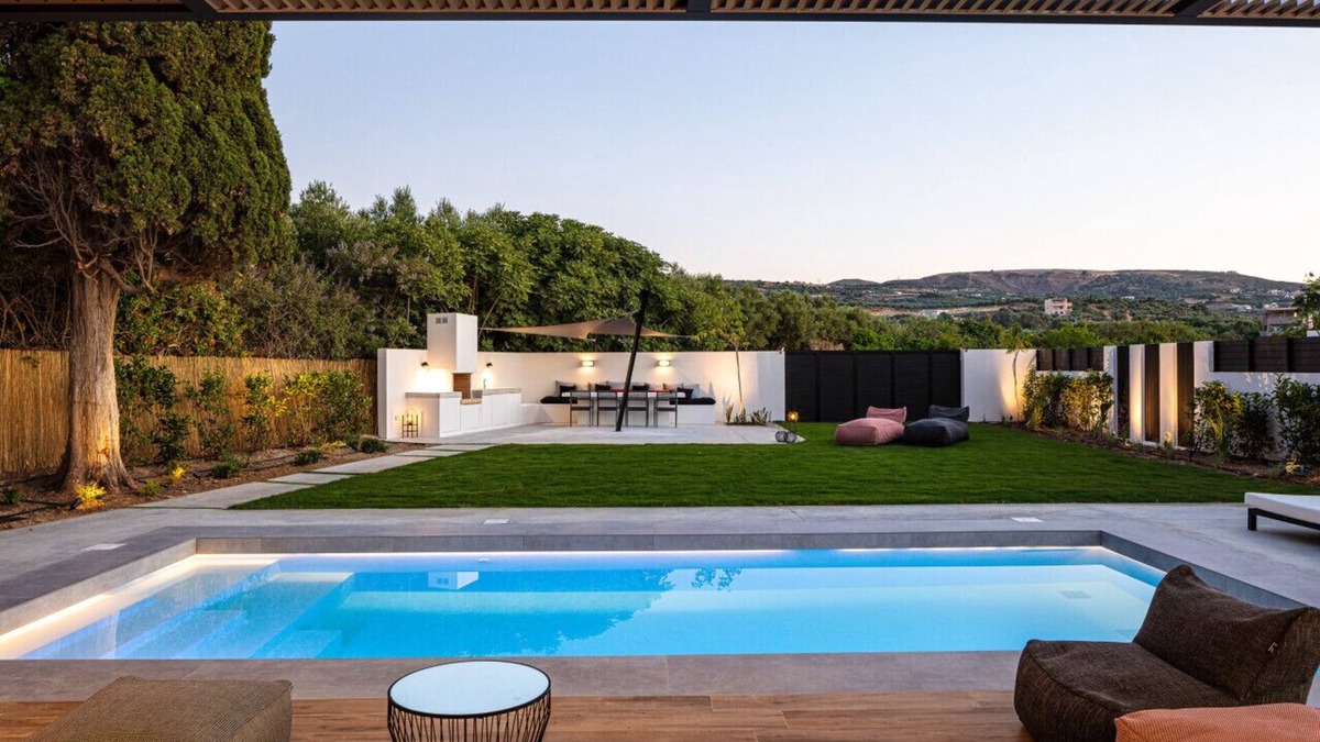 Pigi Villa | 4BR Ensuite Villa in Pigi, Ping Pong, BBQ w Steps to Amenities