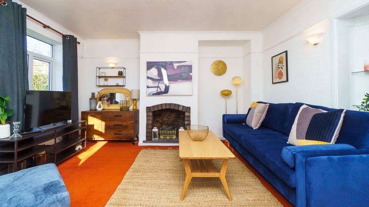 Pill House | 4BR House | WiFi | Parking