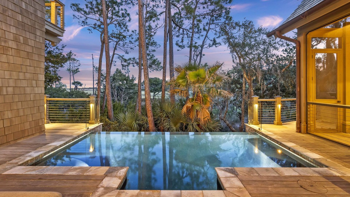 Vanderhorst Plantation House | 4BR Luxury Home with Heated Pool, Marsh Views - World Class Beach, Golf and Tennis!