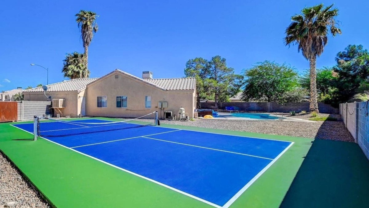 North Las Vegas House | 4BR Vegas Oasis: Pool, Spa & Pickleball Court
