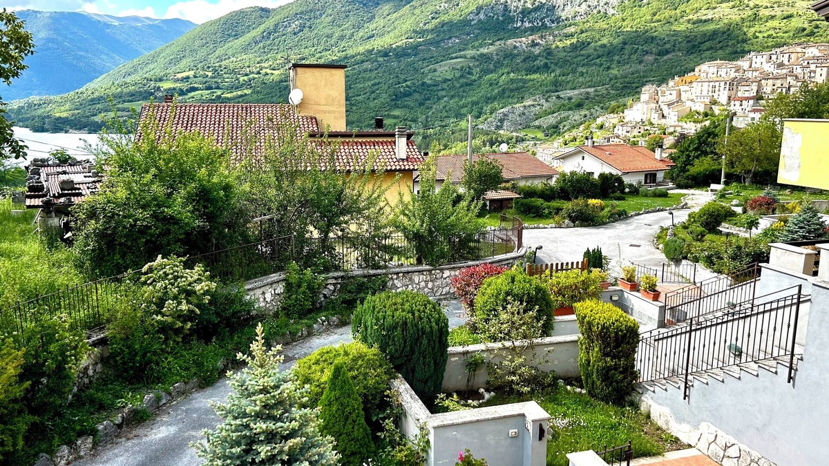 Barrea House | 4Flats Orto di Venanzio