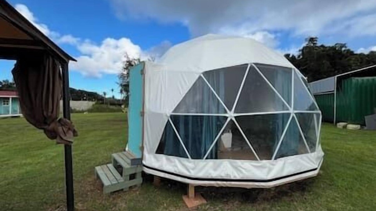 Laie RV Rental | 4M Dome Tent Getaway, Laie, Oahu