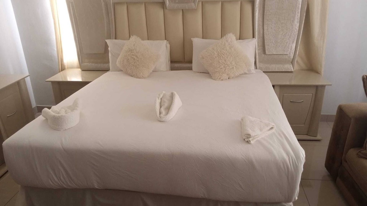 North-West District House | 4M Guest House