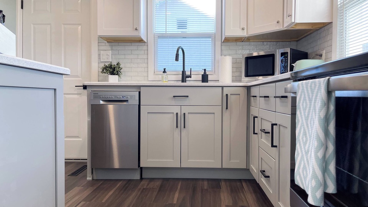 Atwood House | 4th Street Suite - Newly Remodeled Vacation Home in Atwood
