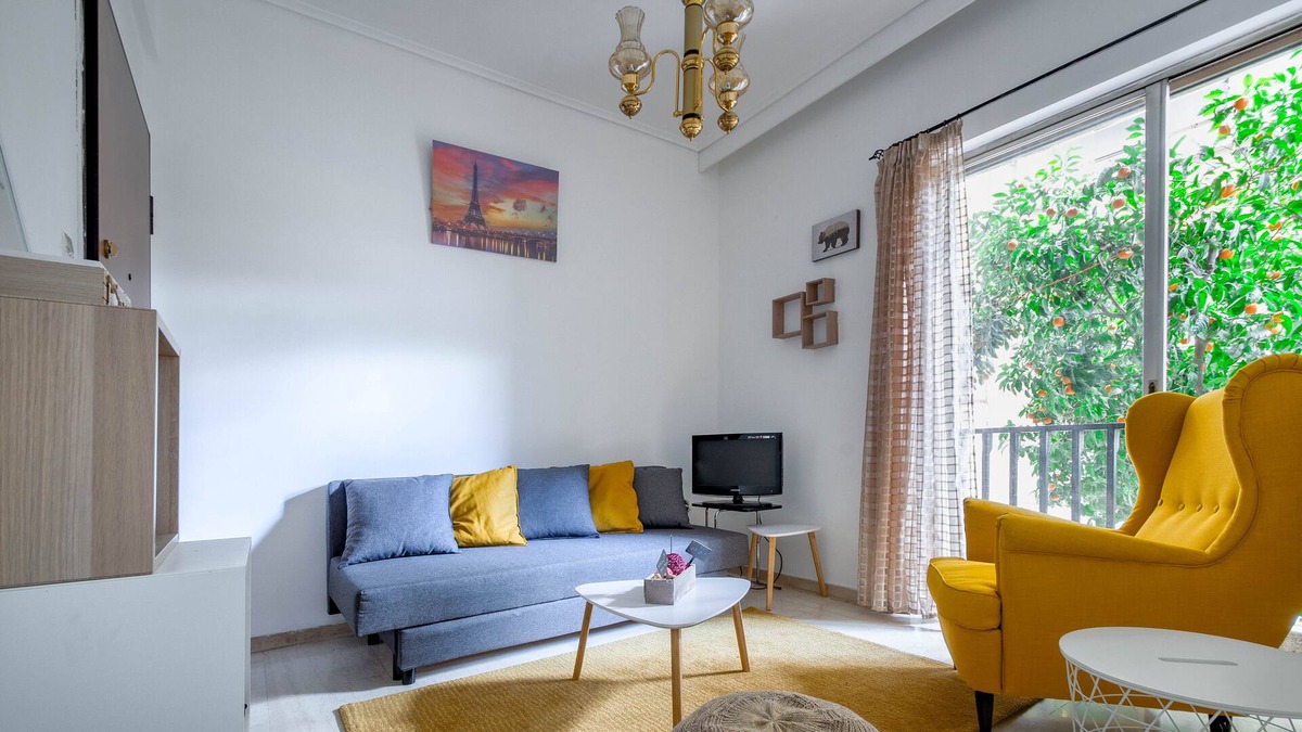 Nea Ionia Apartment | 4u apartment athens! 2 min walk pefkakia metro athens center