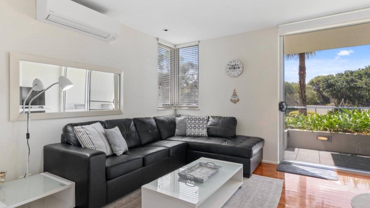 Hawks Nest Apartment | 5/13-15 Beach Road, Hawks Nest