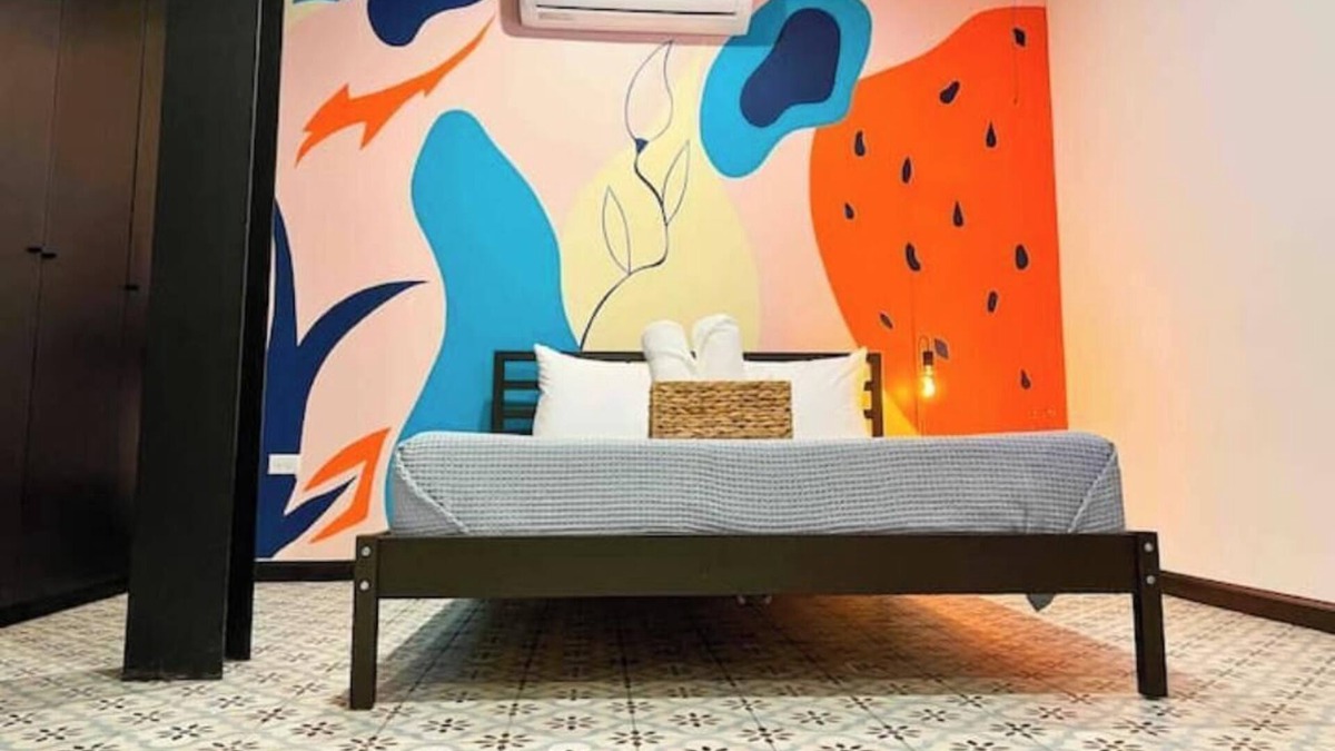 Mayaguez Pueblo Apartment | 5.4 Historic Apartment w/Parking near restaurants