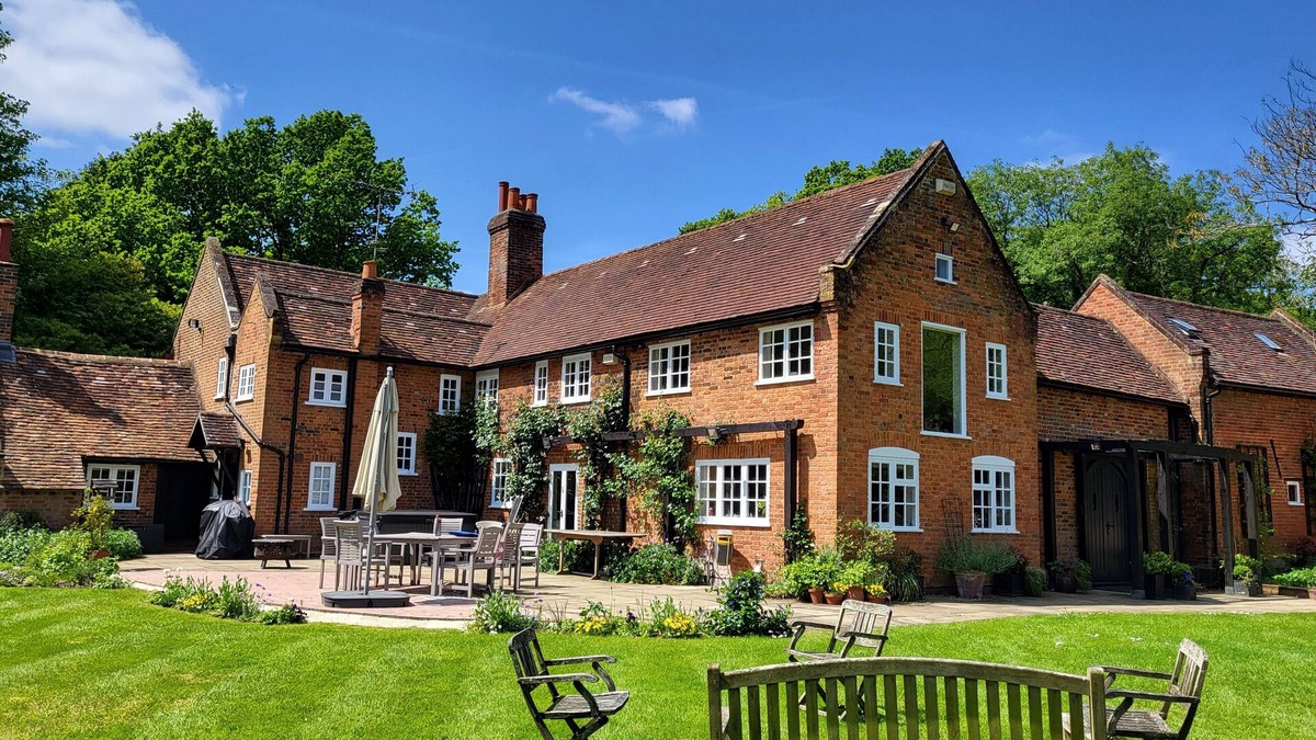 Seer Green Other | 5/6 bed Farmhouse stay on organic farm & vineyard - 25 mins from London