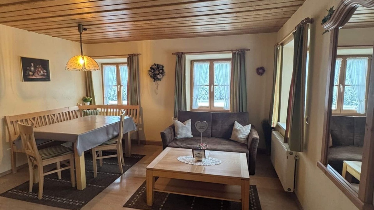 Ruhpolding Apartment | 5 Apartment Kienberg 35sqm, balcony, kitchenette, 1 bedroom, living room, 2 pers.