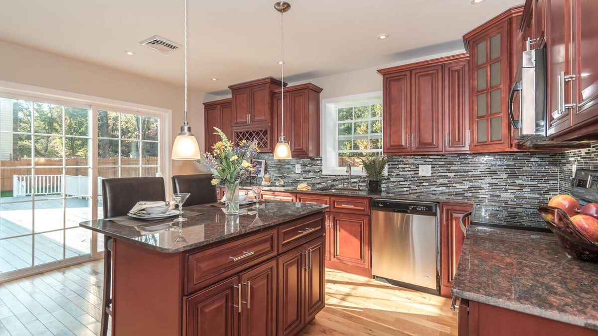 Horsham House | 5 Bdrm House Horsham-Philadelphia-Sleeps 10!