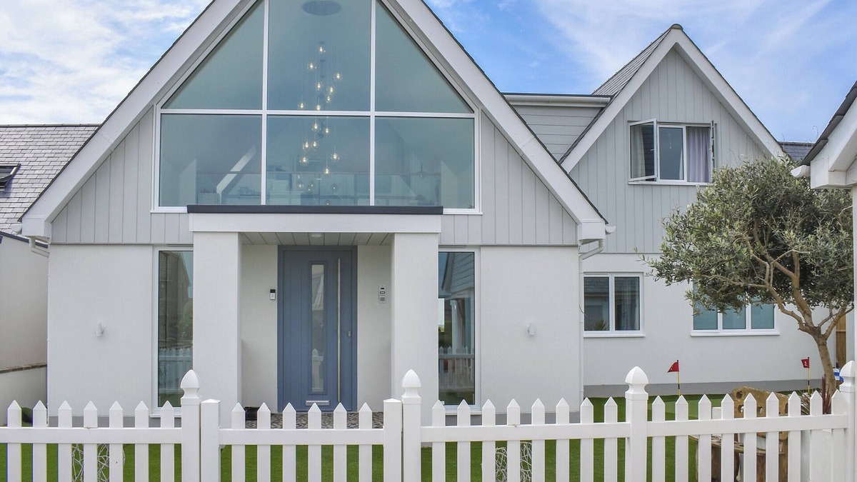 Southwick Cottage | 5 bedroom accommodation in Shoreham-by-Sea, near Brighton