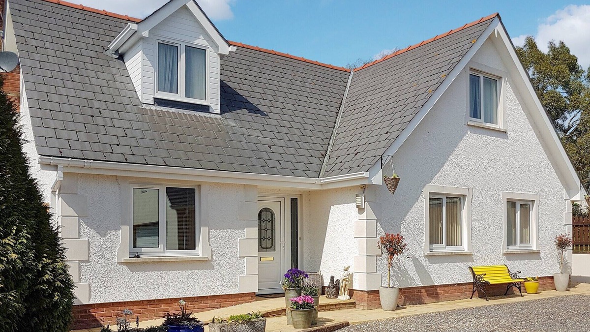 Cardigan Cottage | 5 bedroom accommodation in Llechryd, near Cardigan
