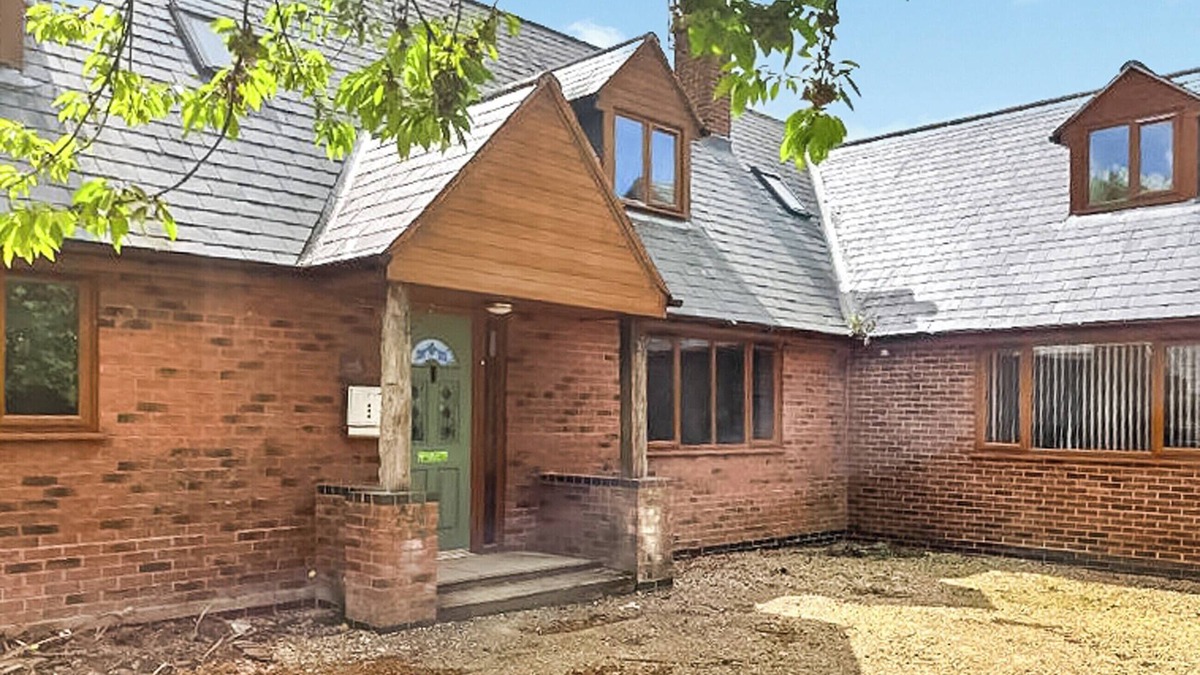 Grantham Cottage | 5 bedroom accommodation in Grantham
