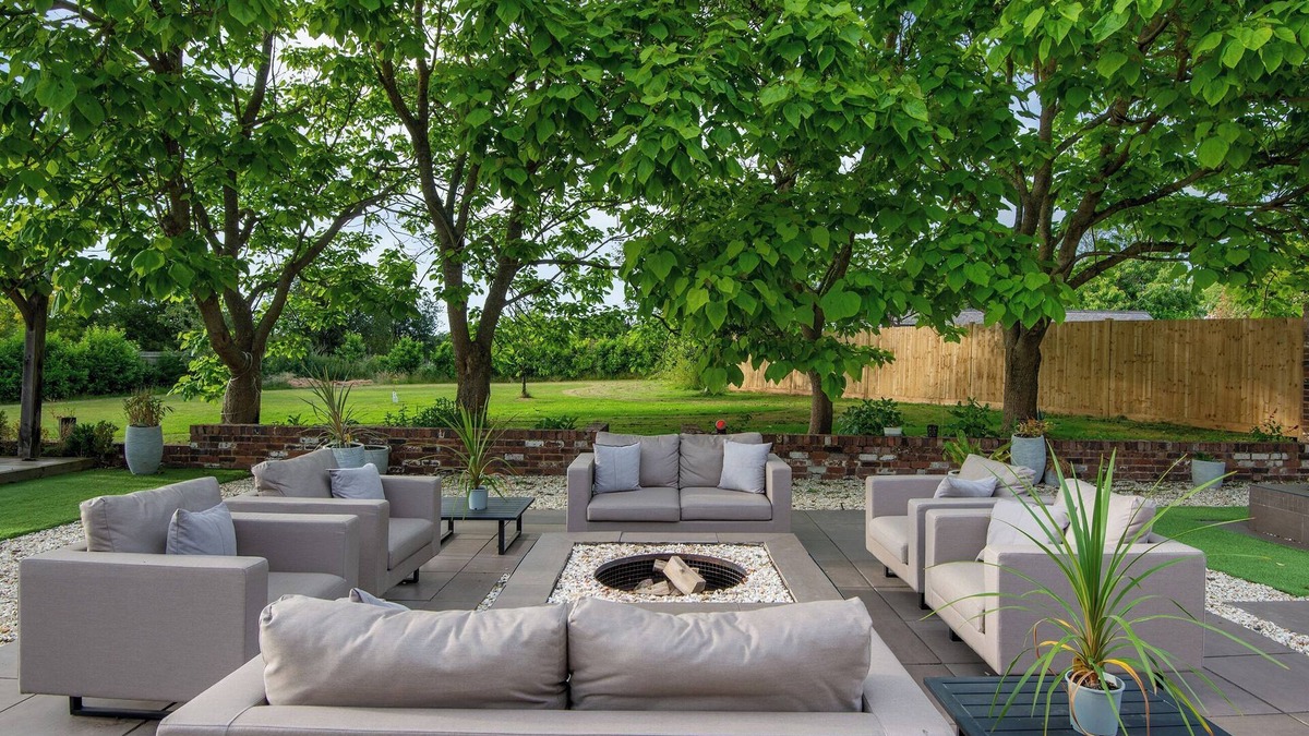 Charing Cottage | 5 bedroom accommodation in Ashford