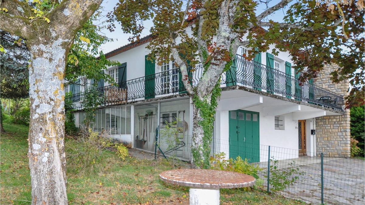 Puivert House | 5 bedroom accommodation in Puivert