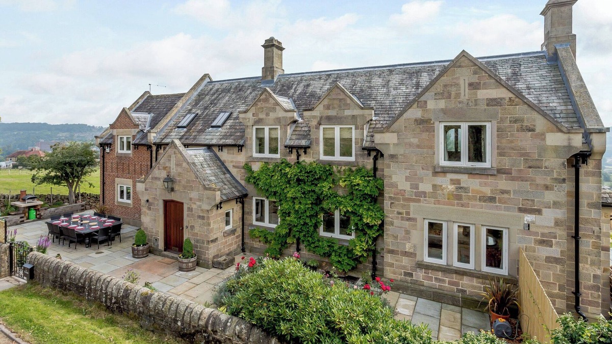 Belper Cottage | 5 bedroom accommodation in Belper