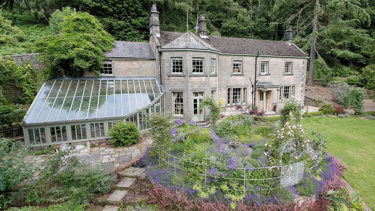 Holestone Moor Cottage | 5 bedroom accommodation in Matlock