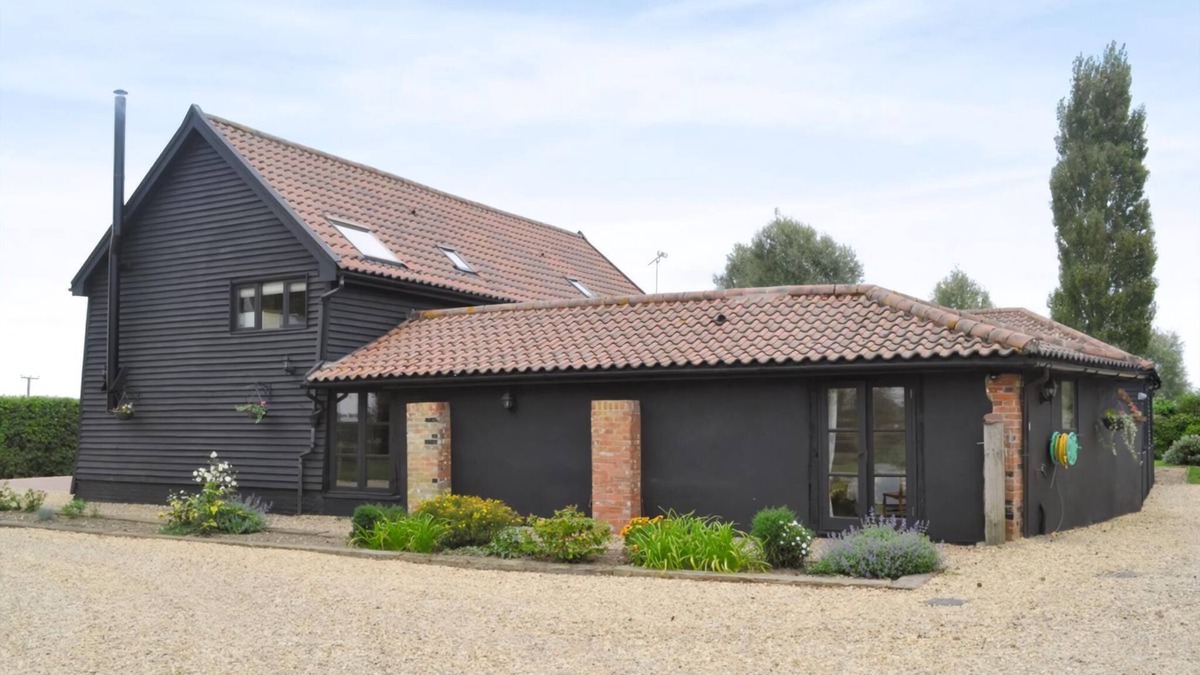 Diss Cottage | 5 bedroom accommodation in Botesdale, near Diss