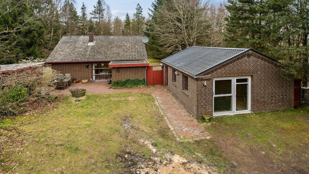 Skovgaarde House | 5 bedroom amazing home in Herning