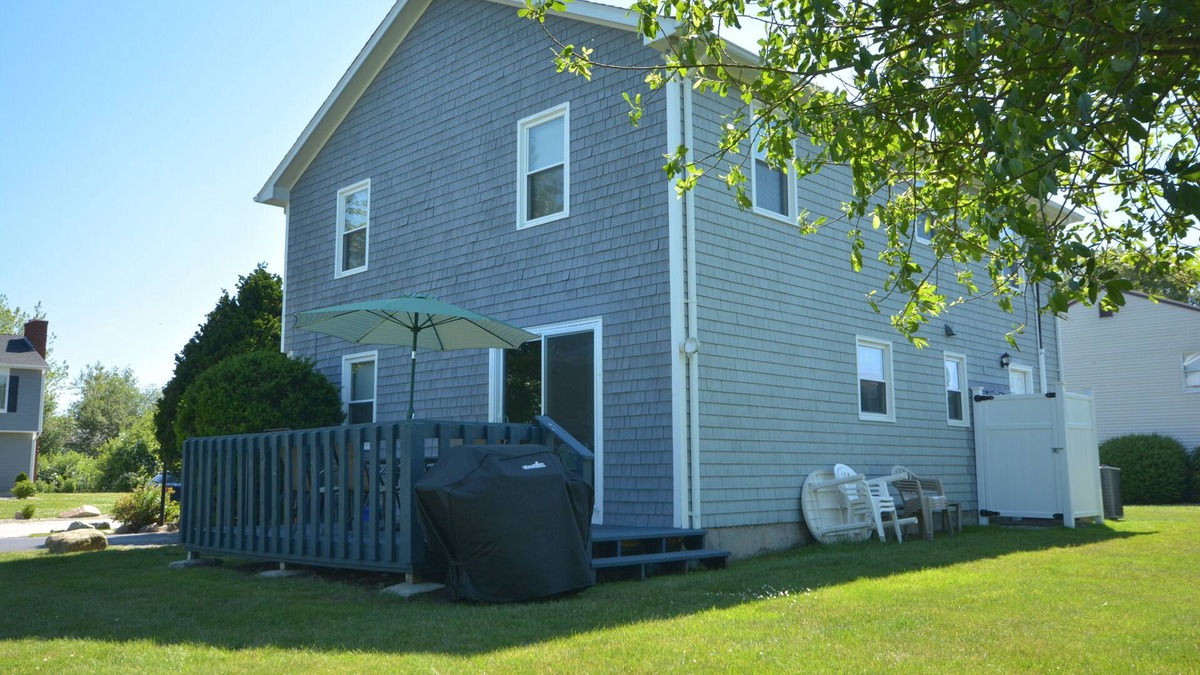 Eastward Look House | 5 Bedroom available for URI 2024/2025